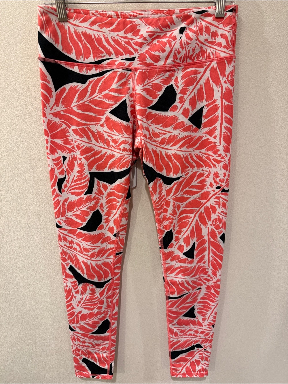 ALO Yoga Coral Leaf Print High-Rise Leggings